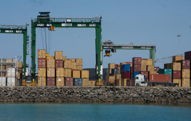 imv-1-897-78-porto-de-sines-2017
