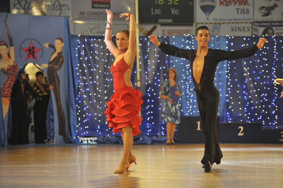 980dancasalao_1_980_2500.jpg