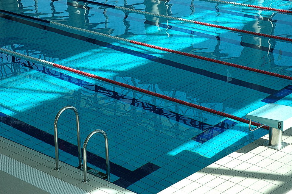 piscina_1_980_2500.jpg