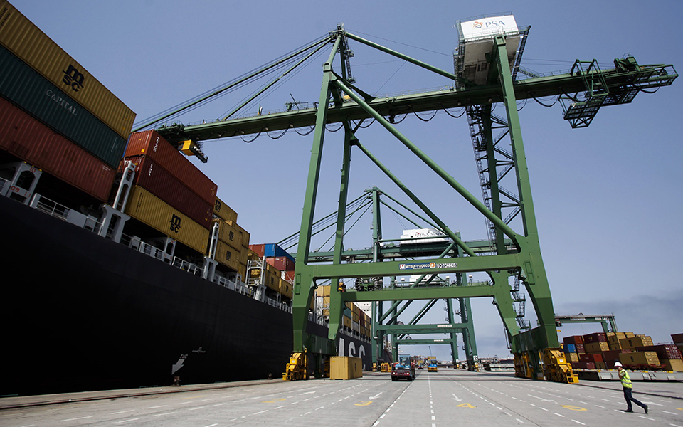 Imagem_porto_sines_jose_sena_goulao_lusa.jpg