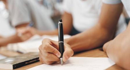 centro-universitario-deve-matricular-estudante-aprovada-no-vestibular-antes-de-concluir-o-ensino-mdio.jpg