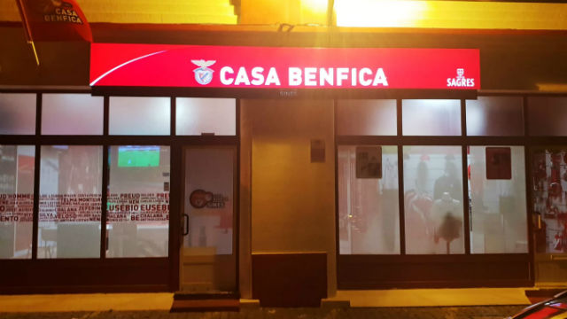 Casa-Sines-Fachada-Thumbnail.jpg