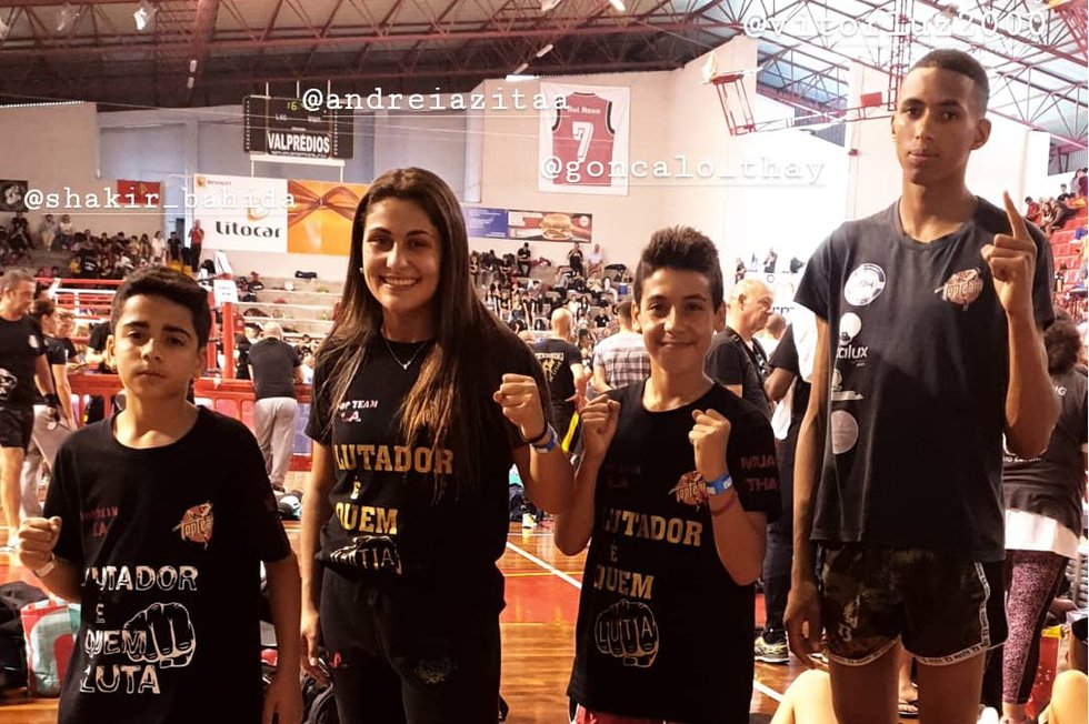 lutadores_kickboxing_1_980_2500