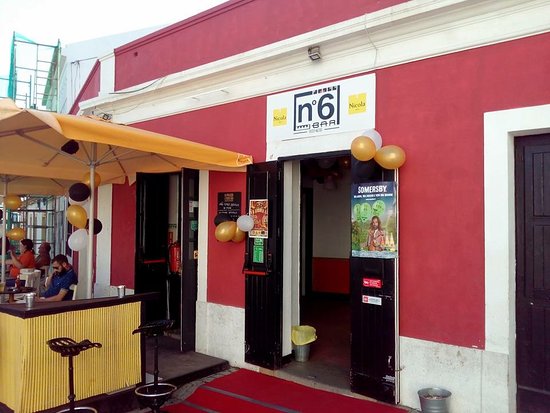 numero-6-bar.jpg