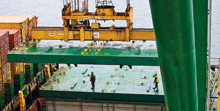 card_porto_contentores_280715.jpg